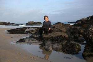 Siobhan O’Reilly and her cockapoo Bo at Killahoey Strand, Dunfanaghy, Co. Donegal. PHOTO LORCAN DOHERTY